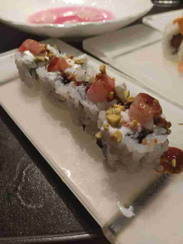 ayu-sushi-milano-repubblica-uramaki-gambero